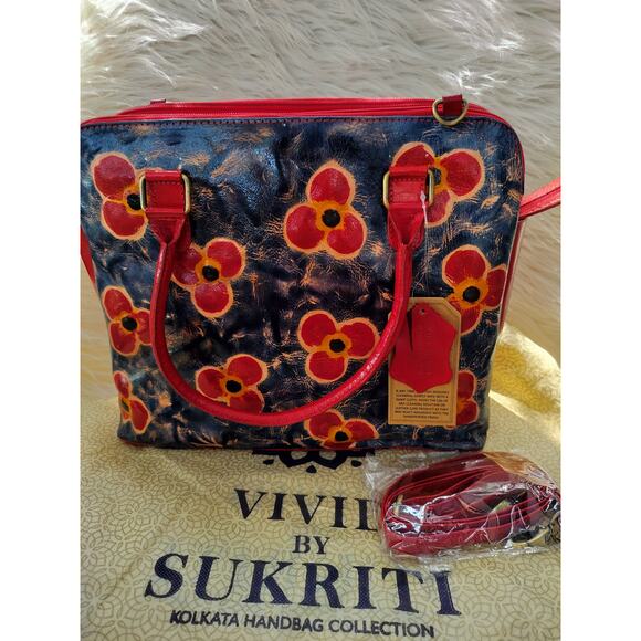 Sukriti Handbags - 5533)Vivid by Sukriti Handpainted Leather Red Blue Poppy Flower Shoulder Bag